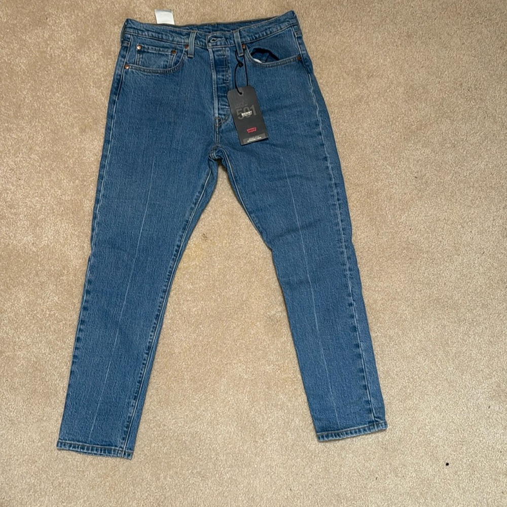 Brand new never worn Levi jeans. It’s missing the top button.